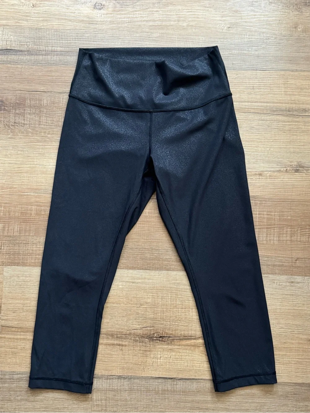 Lululemon capri leggings size 8